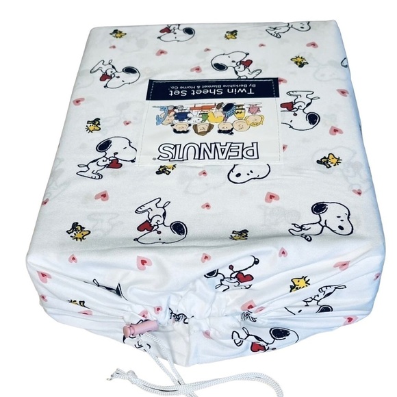 Peanuts Snoopy TWIN SIZE Valentines Day Sheet Set  hearts Berkshire New - Picture 2 of 5